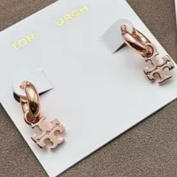 TORY BURCH ROSE GOLD KIRA LOGO HUGGIE HOOP EARRINGS - Picture 2 of 10